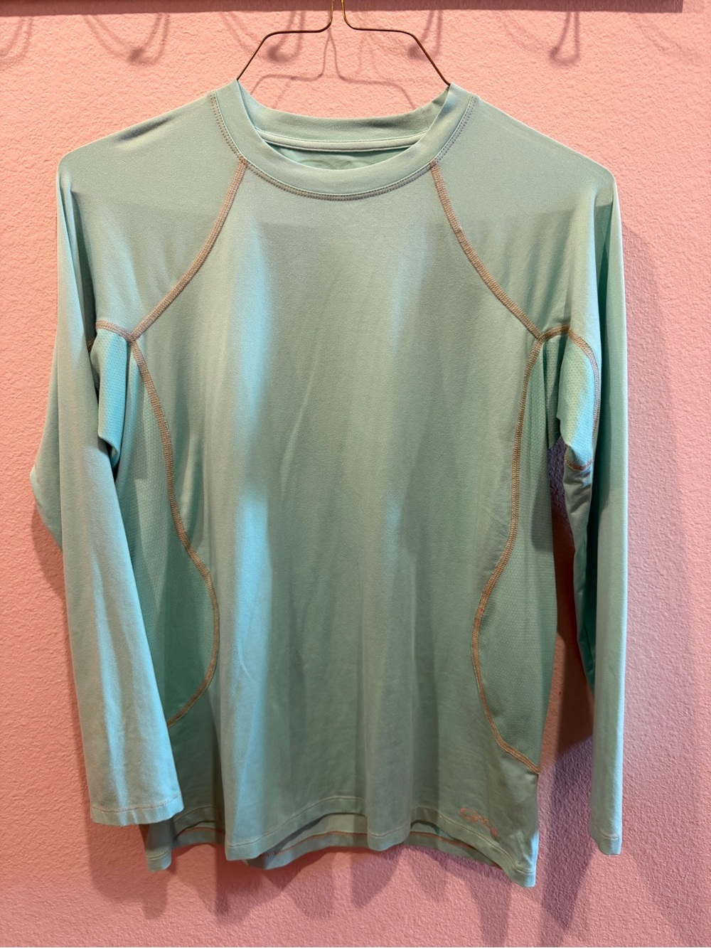 Women’s Long-Sleeve Performance Tee in Mint